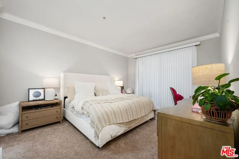 12963 Runway Road #104 Playa Vista, CA 90094