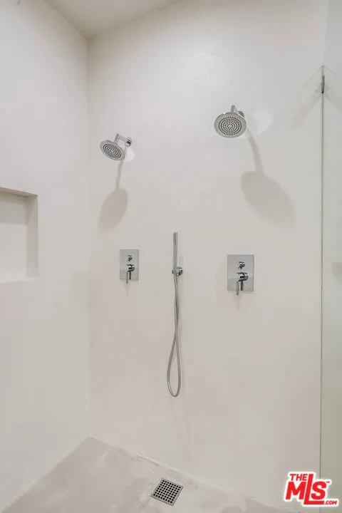 2407 San Marco Drive Los Angeles, CA 90068