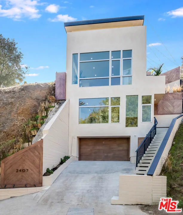 2407 San Marco Drive Los Angeles, CA 90068