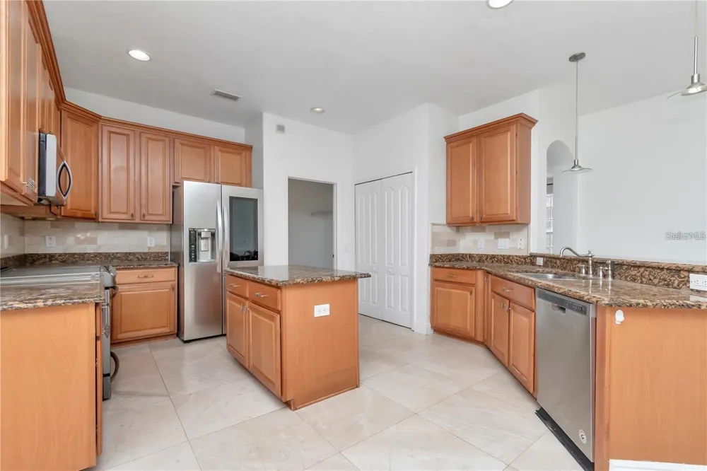 29822 BOYETTE OAKS PLACE Wesley Chapel, FL 33545