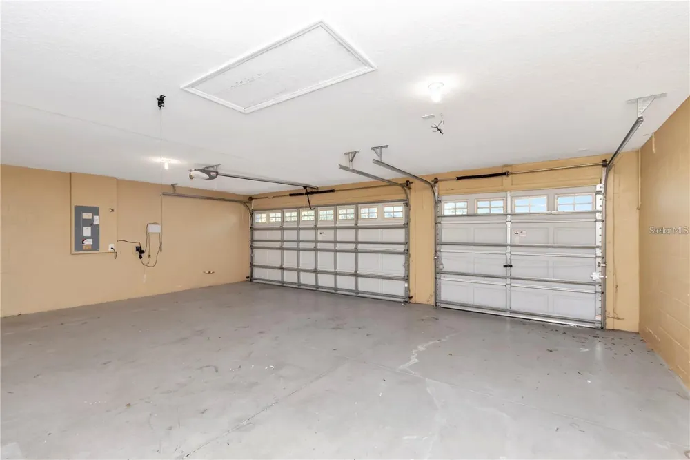 29822 BOYETTE OAKS PLACE Wesley Chapel, FL 33545