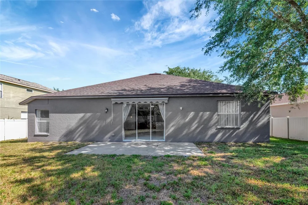 29822 BOYETTE OAKS PLACE Wesley Chapel, FL 33545