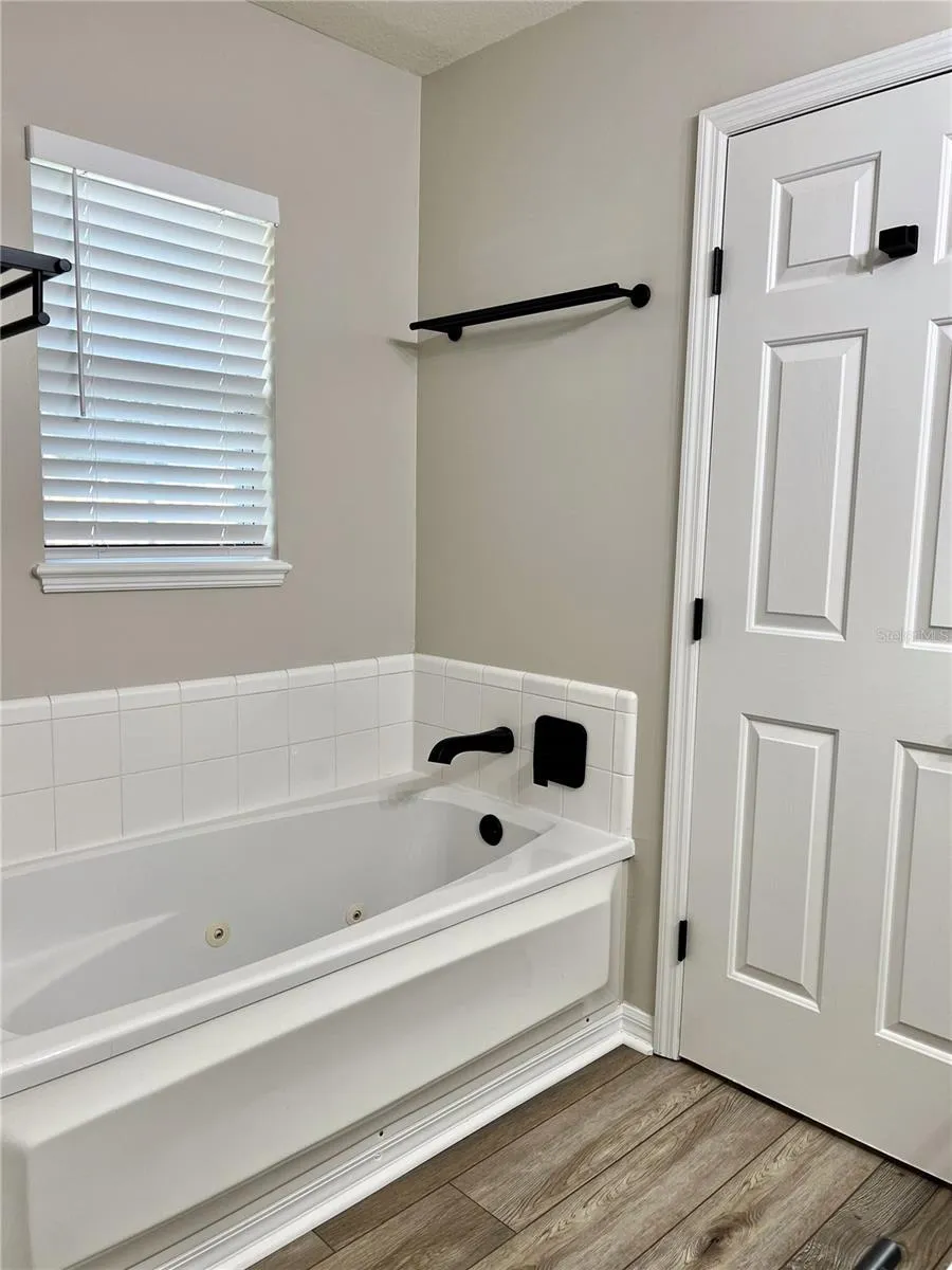 6845 SW 81ST STREET Gainesville, FL 32608