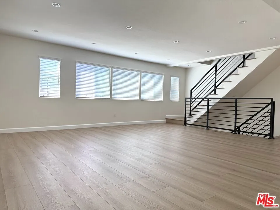 804 Kenilworth Avenue Glendale, CA 91203