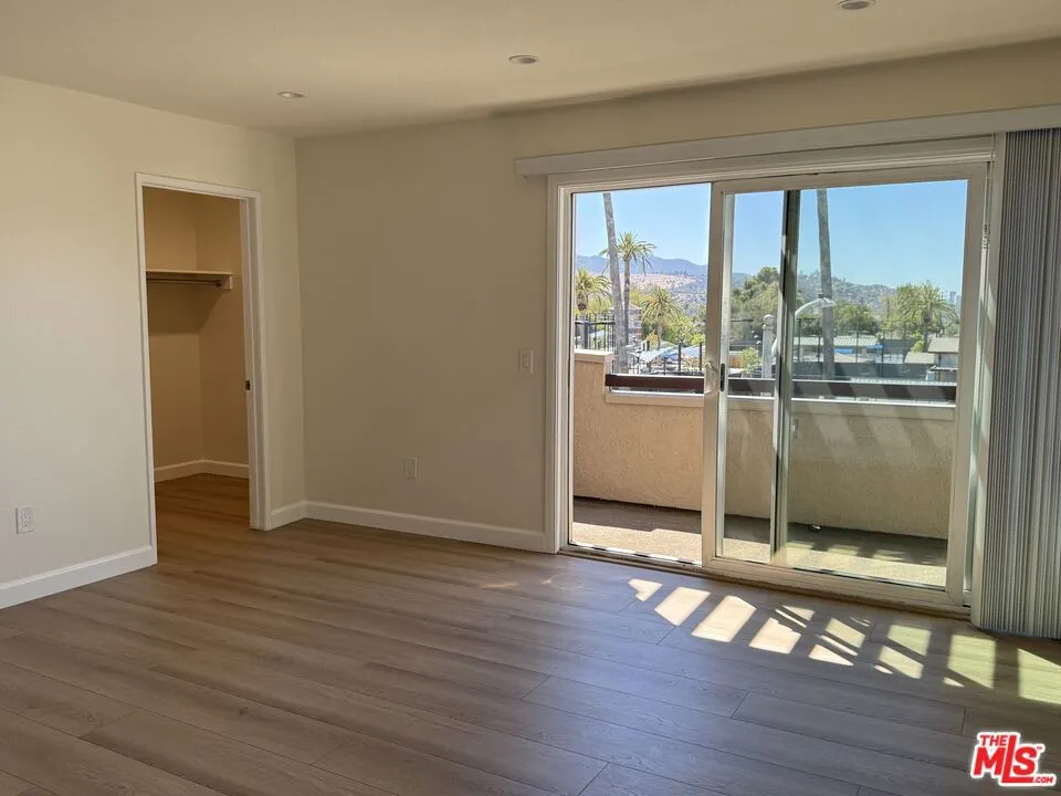 804 Kenilworth Avenue Glendale, CA 91203