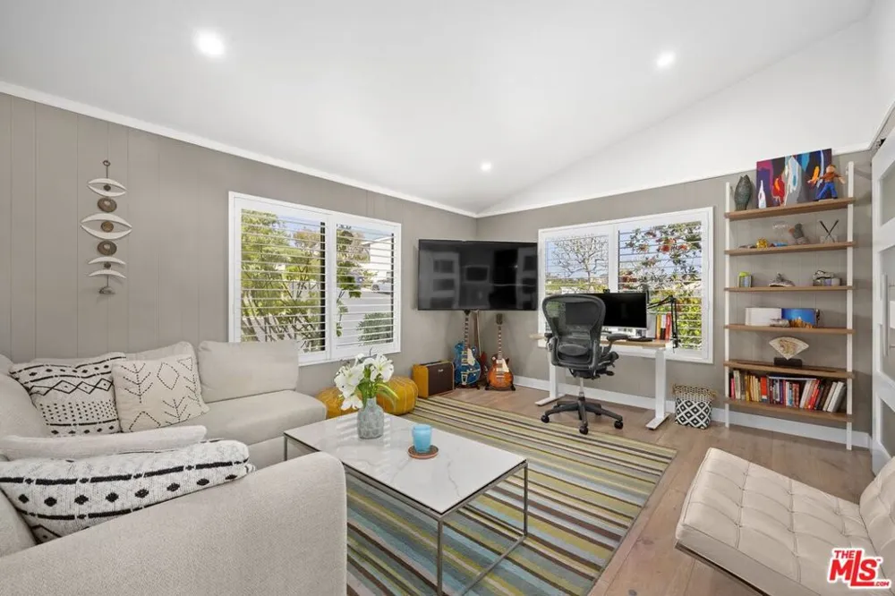 6795 Las Olas Way Malibu, CA 90265