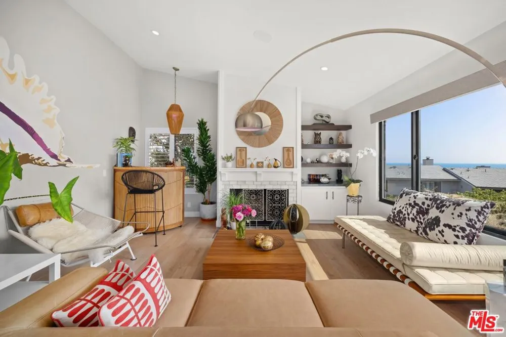 6795 Las Olas Way Malibu, CA 90265