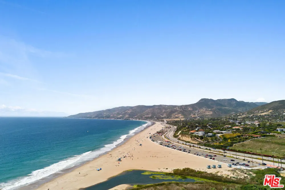 6795 Las Olas Way Malibu, CA 90265