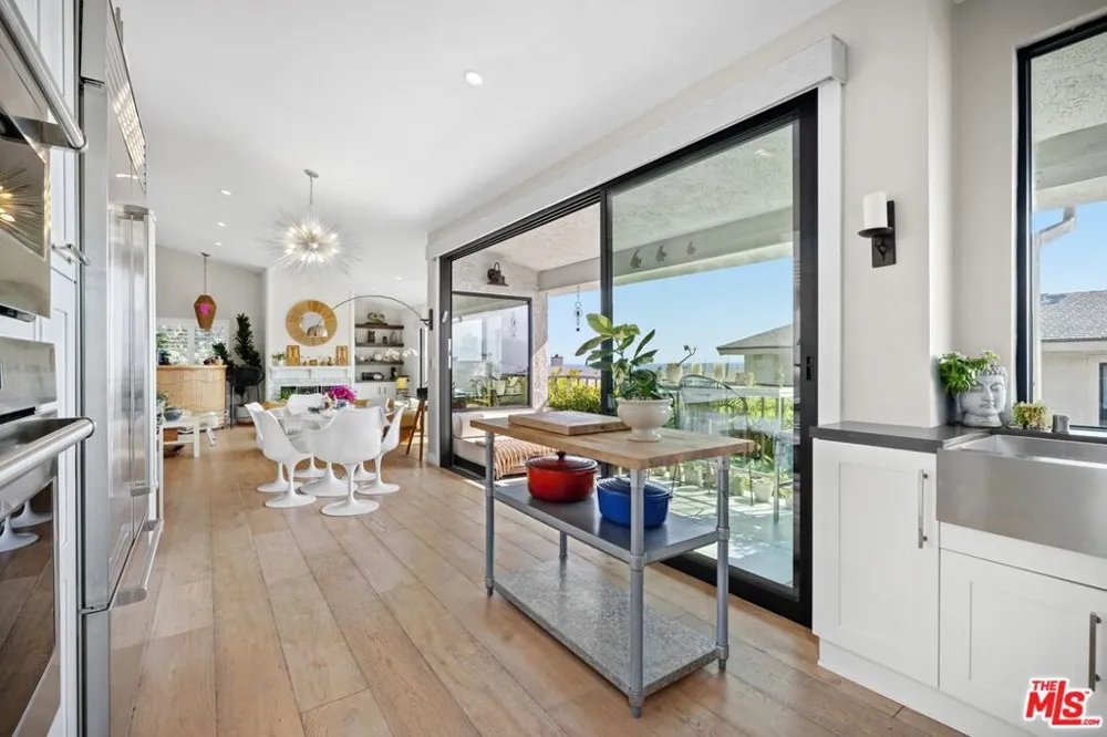 6795 Las Olas Way Malibu, CA 90265