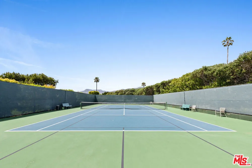 6795 Las Olas Way Malibu, CA 90265