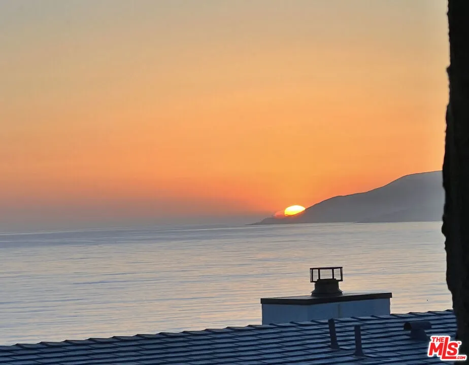6795 Las Olas Way Malibu, CA 90265