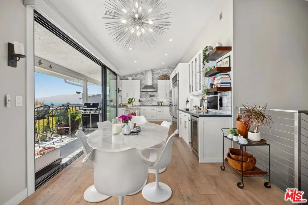 6795 Las Olas Way Malibu, CA 90265