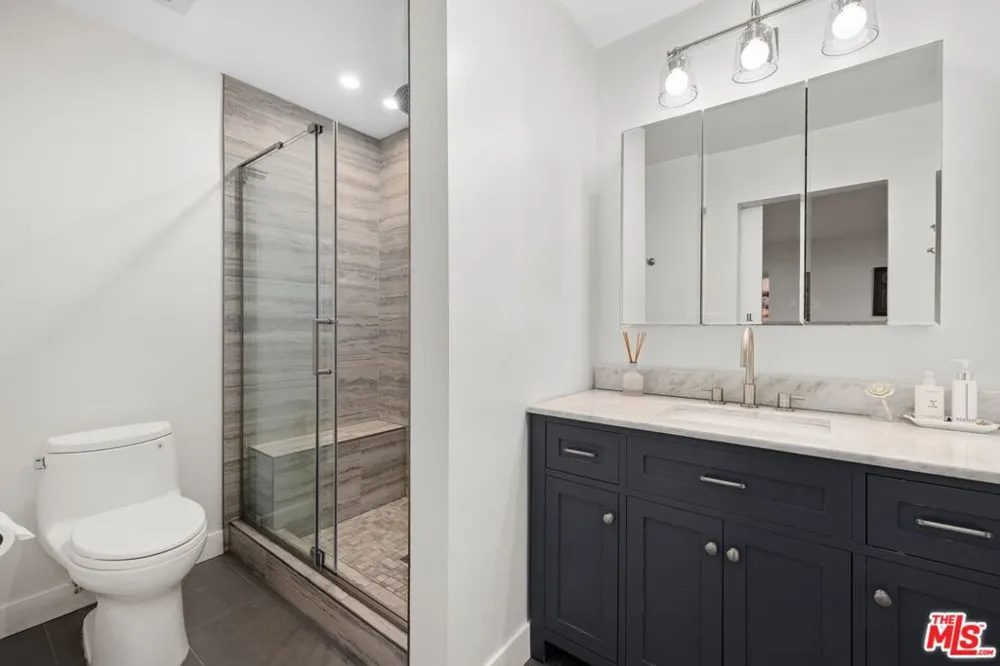 6795 Las Olas Way Malibu, CA 90265