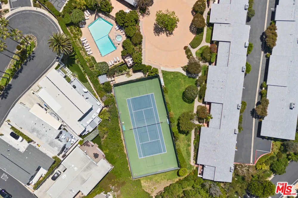 6795 Las Olas Way Malibu, CA 90265