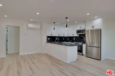 928 San Vicente Boulevard #109