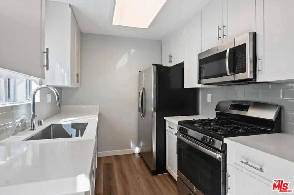 29239 Heathercliff Road #12 Malibu, CA 90265
