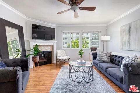 2138 E 1st Street #1