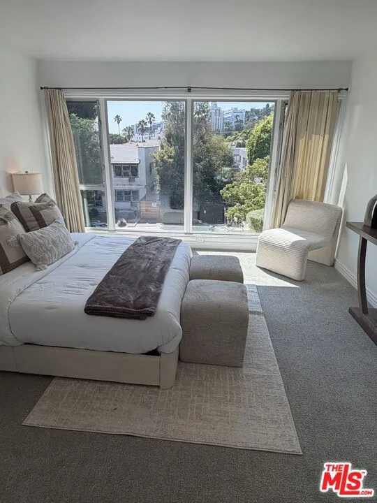 1328 Havenhurst Drive #202 West Hollywood, CA 90046