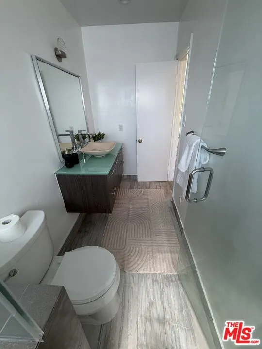 1328 Havenhurst Drive #202 West Hollywood, CA 90046