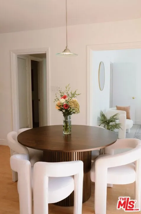 1328 Havenhurst Drive #202 West Hollywood, CA 90046