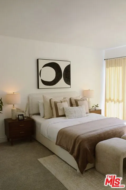 1328 Havenhurst Drive #202 West Hollywood, CA 90046