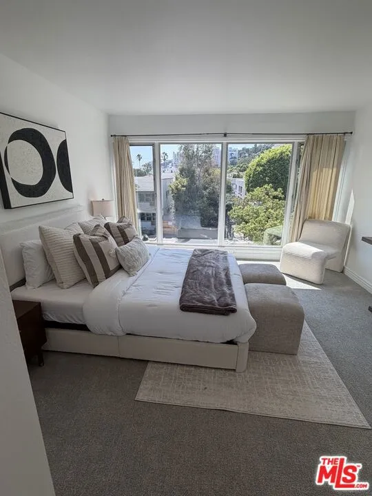 1328 Havenhurst Drive #202 West Hollywood, CA 90046