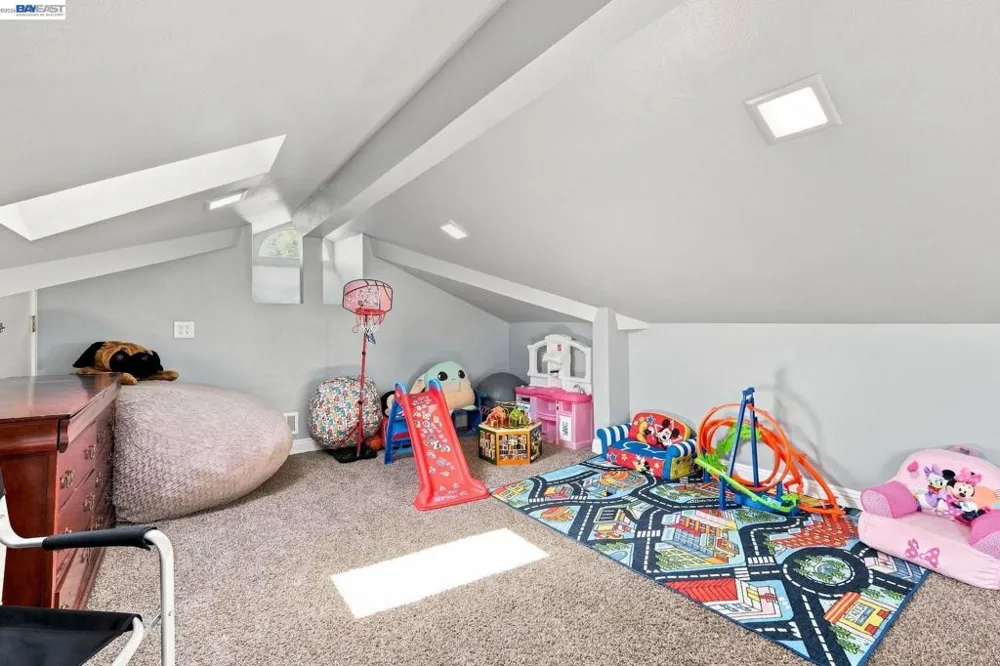 31262 San Andreas Dr Union City, CA 94587