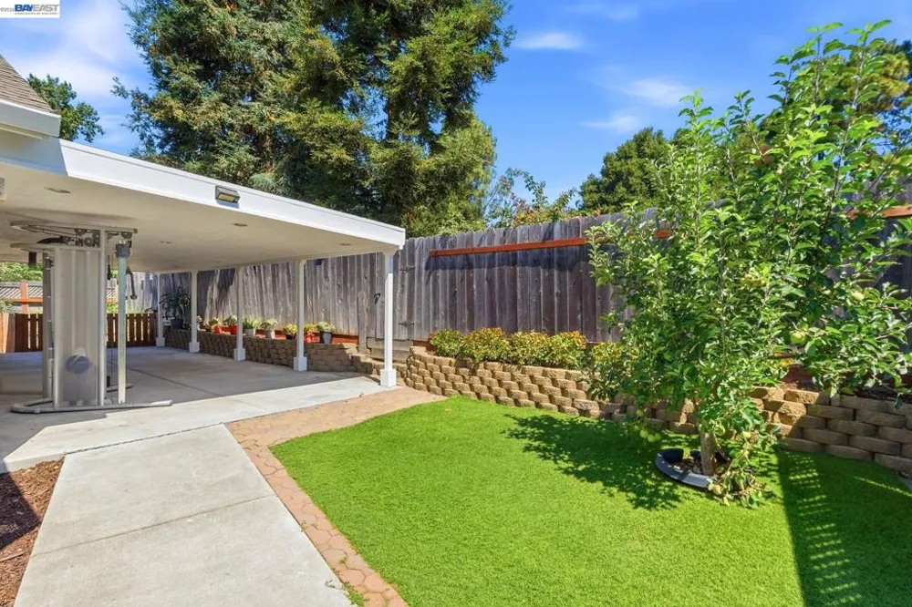 31262 San Andreas Dr Union City, CA 94587