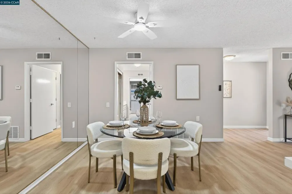 1109 Golden Rain Rd #4 Walnut Creek, CA 94595