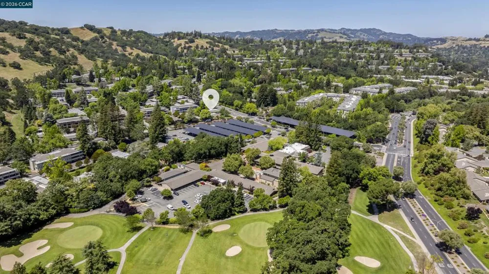 1109 Golden Rain Rd #4 Walnut Creek, CA 94595