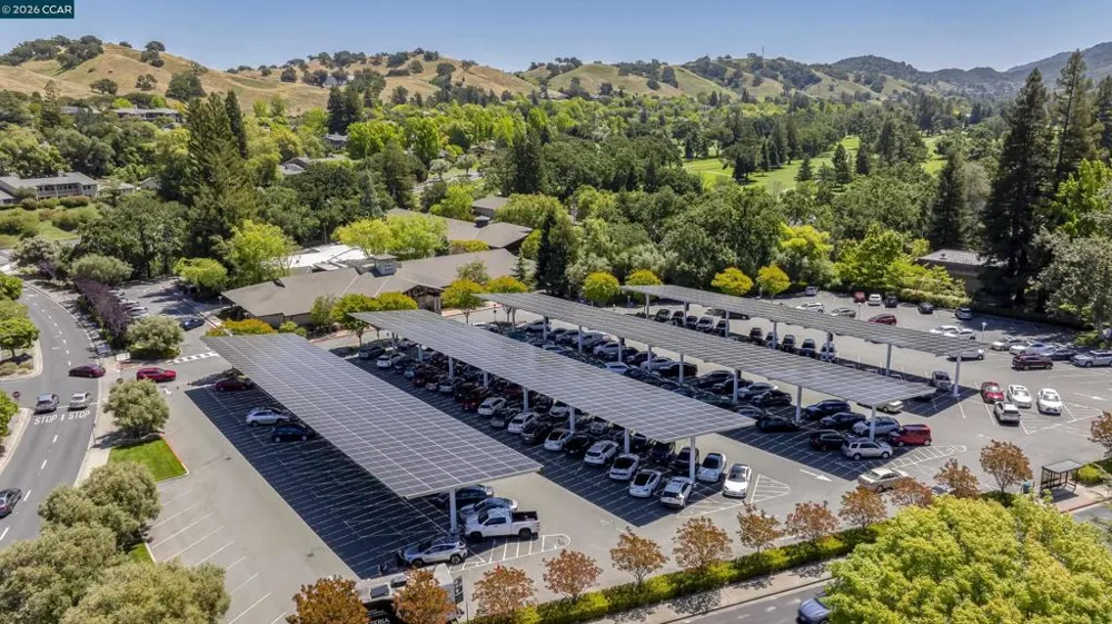 1109 Golden Rain Rd #4 Walnut Creek, CA 94595