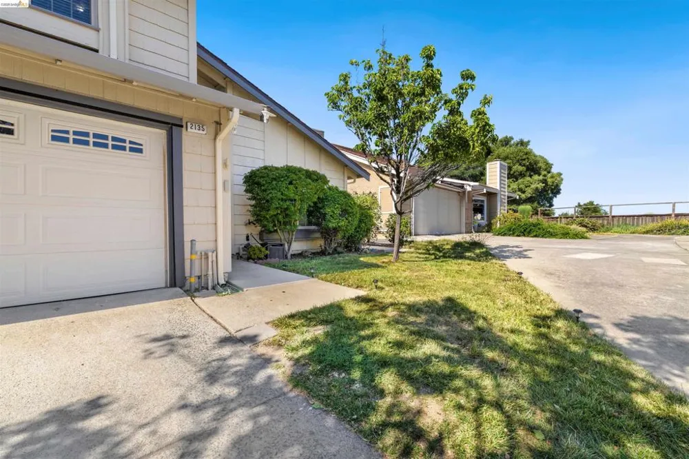 2135 Rock Pass Pl Martinez, CA 94553