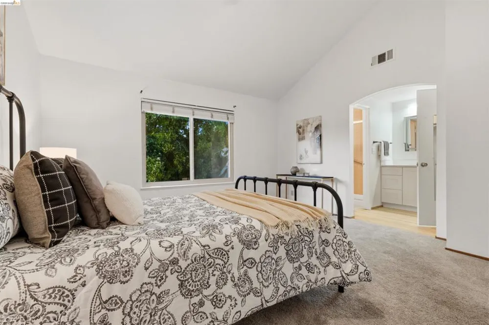2135 Rock Pass Pl Martinez, CA 94553