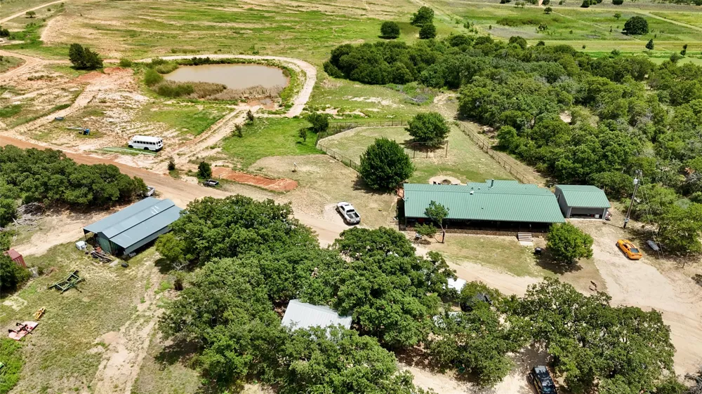 5851 Highway 569 Cisco, TX 76437