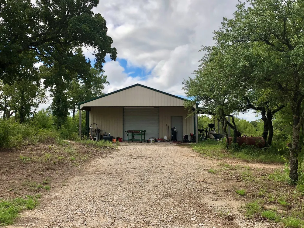 5851 Highway 569 Cisco, TX 76437
