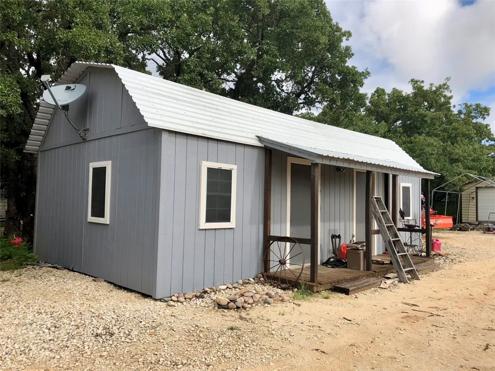 5851 Highway 569 Cisco, TX 76437