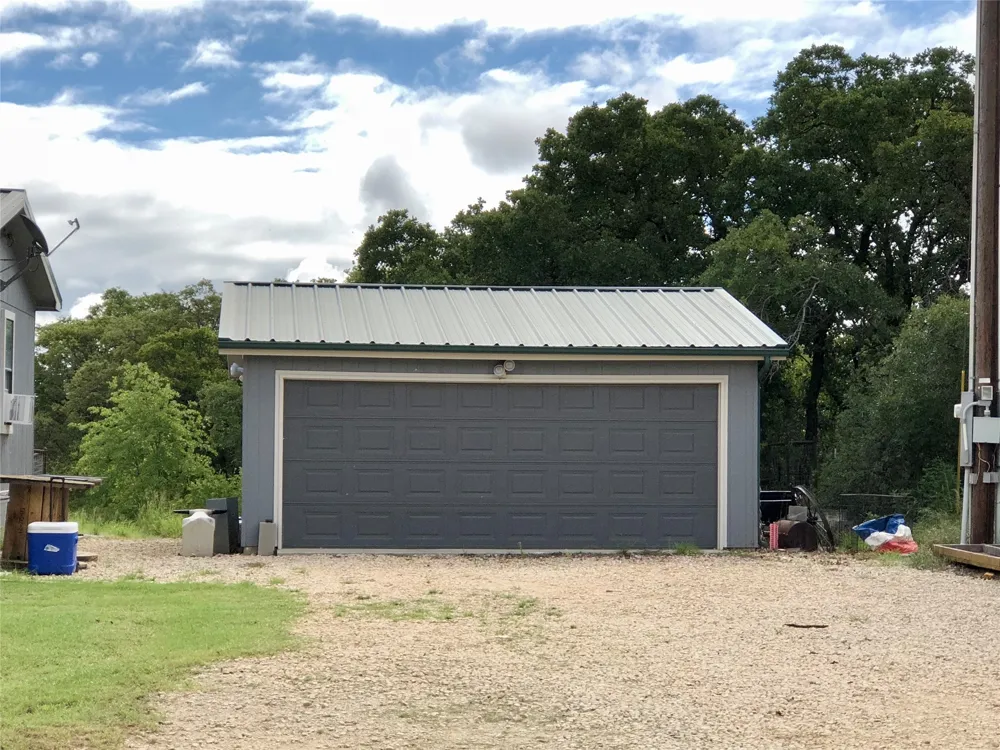 5851 Highway 569 Cisco, TX 76437