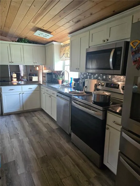 94 Painted Daisy Road Cleveland, GA 30528