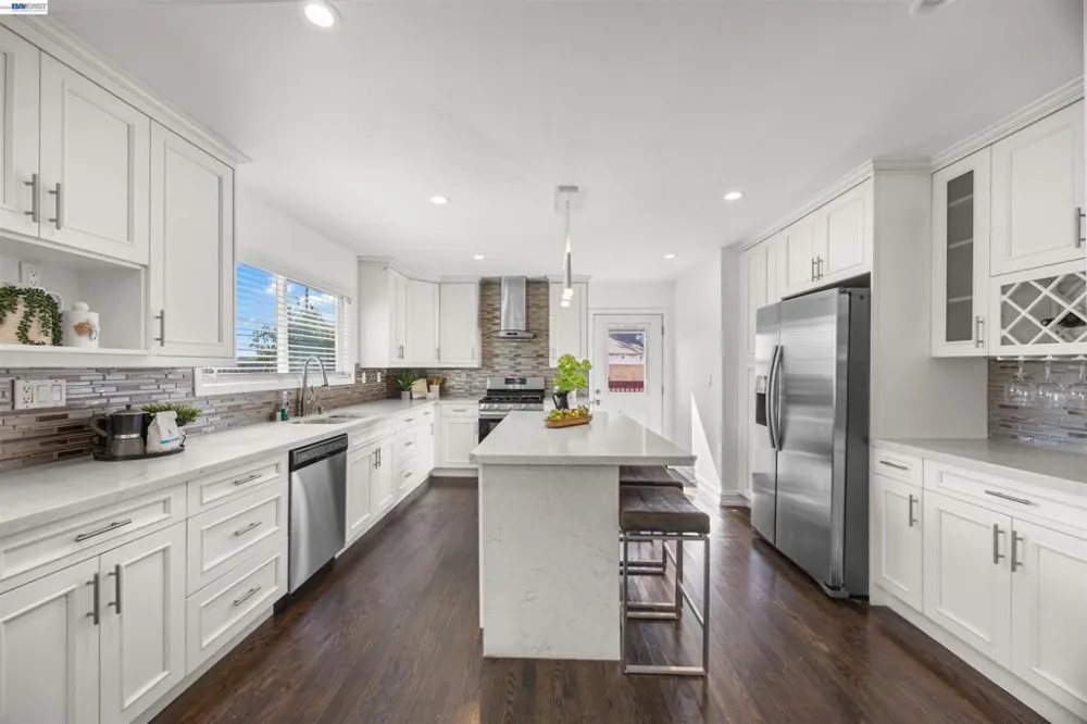 2909 21st San Pablo, CA 94806