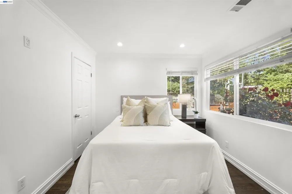 2909 21st San Pablo, CA 94806