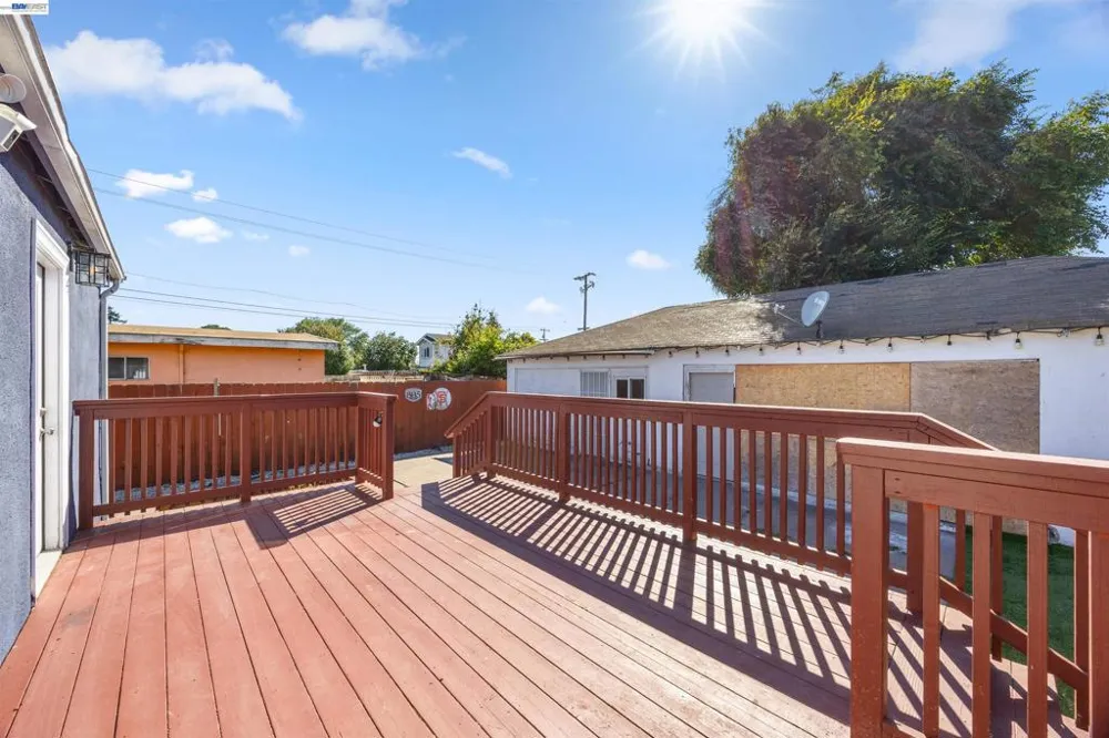 2909 21st San Pablo, CA 94806