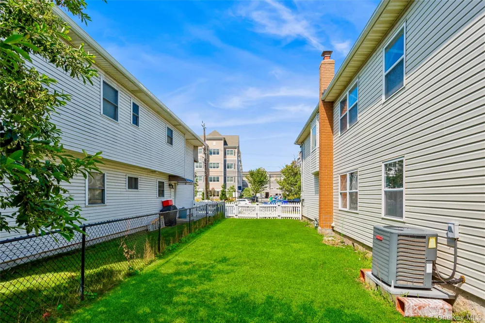 2929 Rockaway Avenue Oceanside, NY 11572