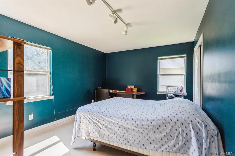2929 Rockaway Avenue Oceanside, NY 11572