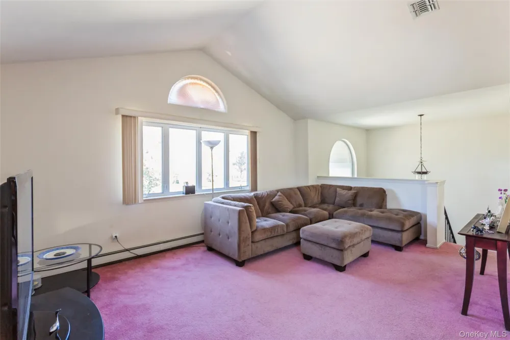 2929 Rockaway Avenue Oceanside, NY 11572