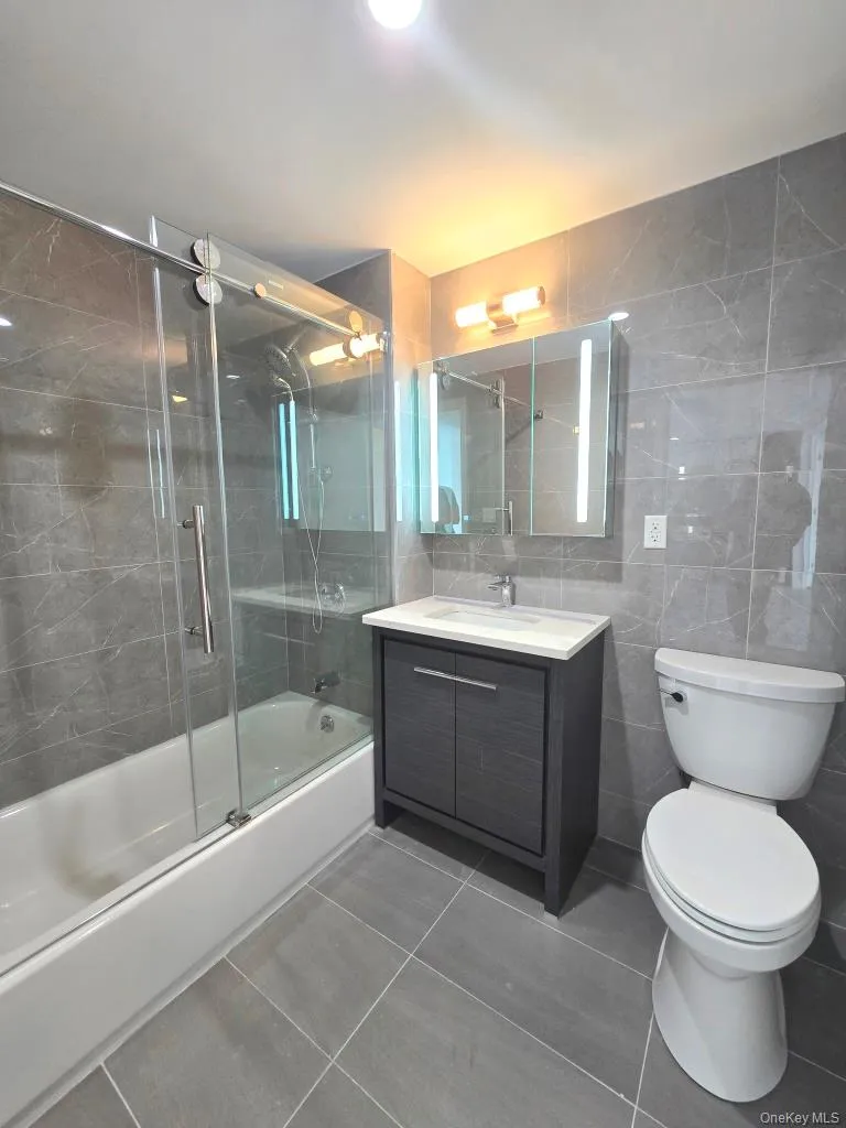 65-18 Austin Street #7E Rego Park, NY 11374