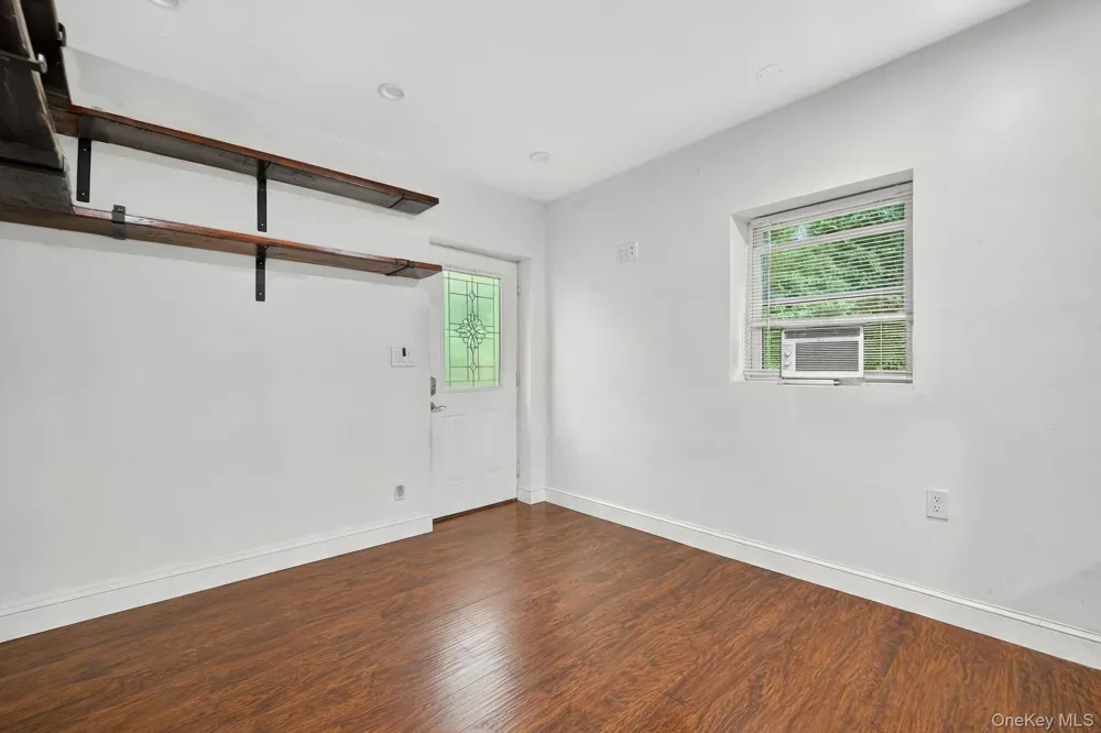 864 Fort Salonga Road Northport, NY 11768