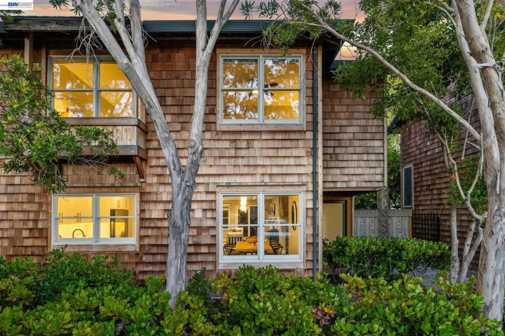 641 Centre Ct Alameda, CA 94502