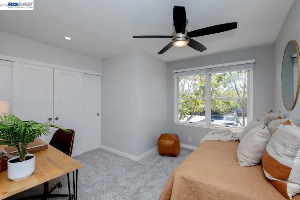 641 Centre Ct Alameda, CA 94502