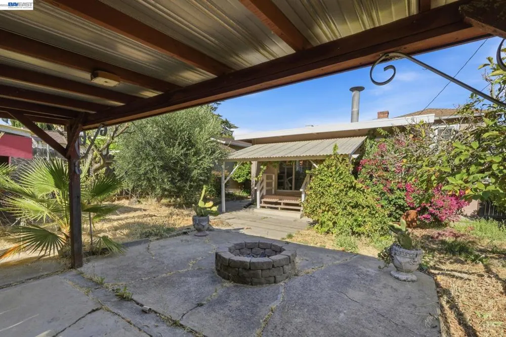 137 Viewmont Avenue Vallejo, CA 94590