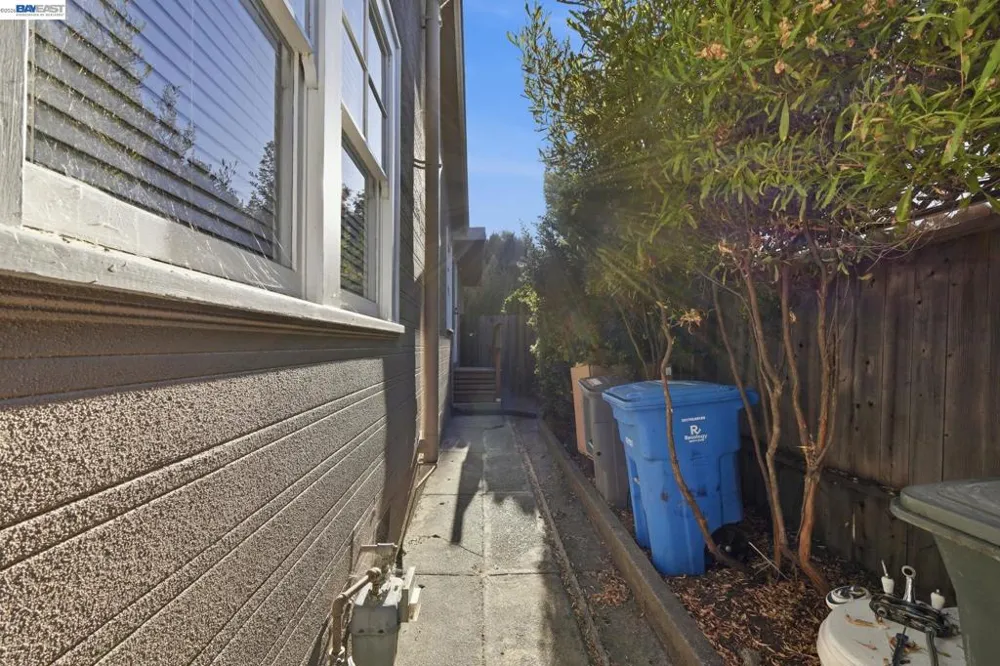 137 Viewmont Avenue Vallejo, CA 94590